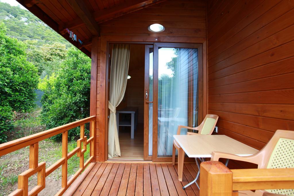 Safir Pansiyon Çıralı Exteriör bild